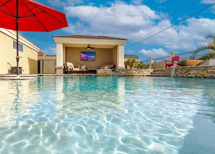 Ferienhaus New Luxury Pool Game Views *